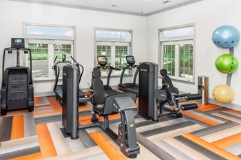 club quality fitness center at Anthem Luxury Rentals in Huntsville, AL